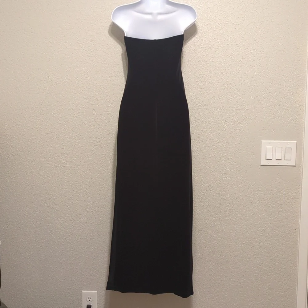 City Triangles vintage black velvet floral embroidered strapless maxi dress - Picture 3 of 11